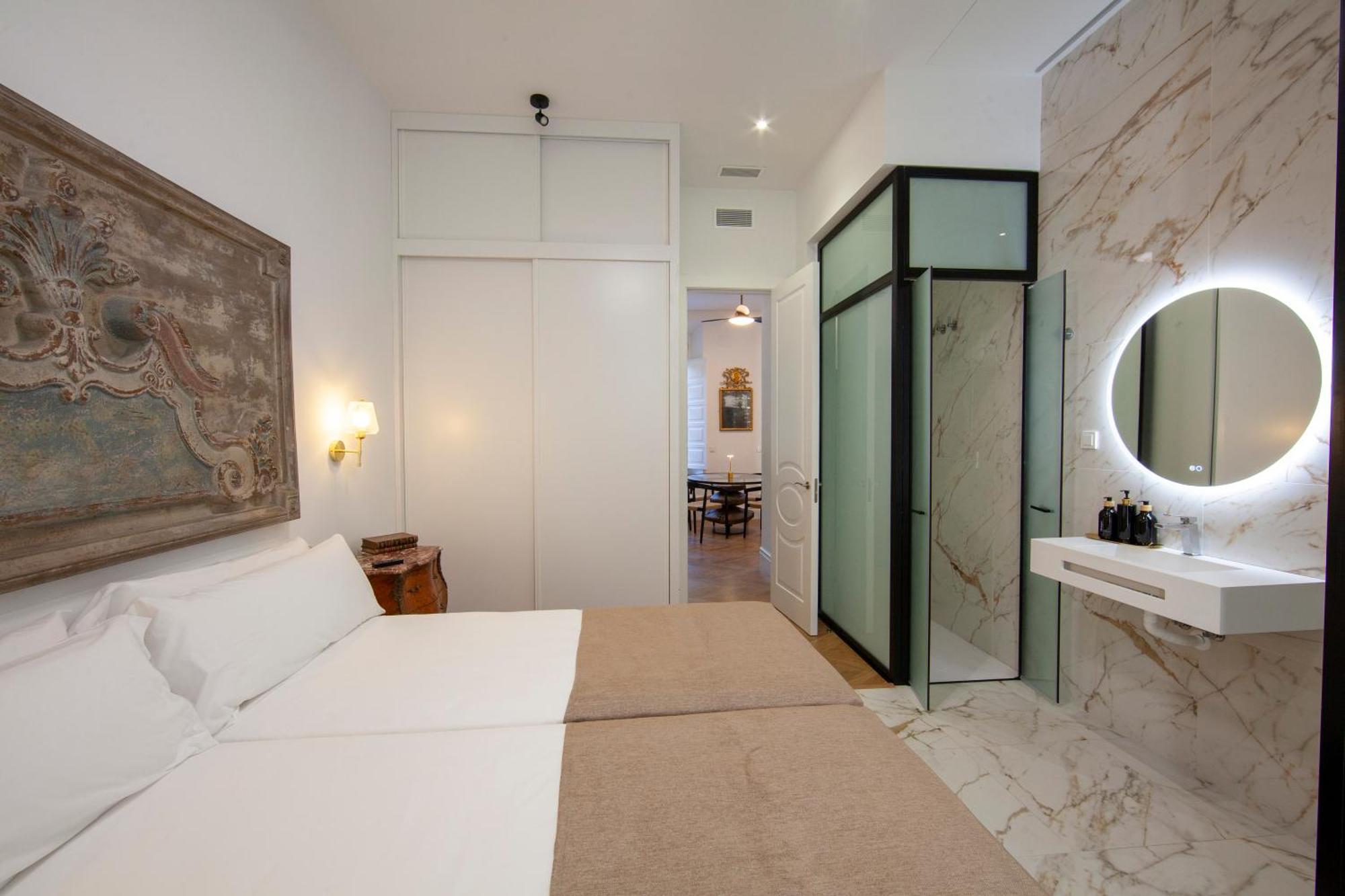 Pries Homes - Little Lotus Málaga Kültér fotó